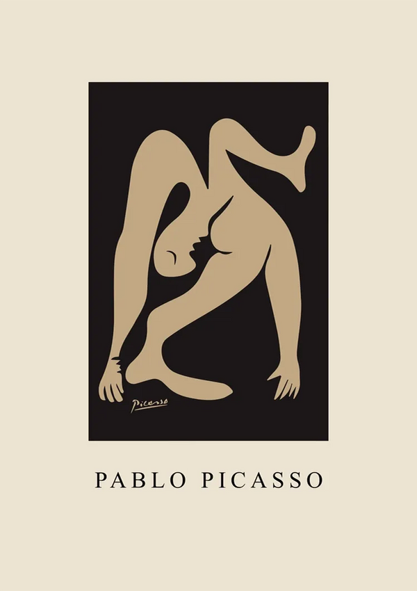 Een beige abstracte figuur die op een persoon lijkt, is afgebeeld in een dynamische, kronkelende pose tegen een zwarte achtergrond. Het kunstwerk is in de linkerbenedenhoek gesigneerd met "Picasso", met de naam "Pablo Picasso" onder de afbeelding op een beige achtergrond. Dit stuk maakt deel uit van de collectie ccc 031 - bekende schilders van CollageDepot.-