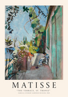 Een schilderij van Matisse met de titel "Het terras, St. Tropez" toont een zonovergoten terras met planten en een verre blik op bomen. Een persoon zit in de schaduw bij een groen-witte muur. Het schilderij is opgenomen in de collectie "ccc 151 - bekende schilders" van CollageDepot van het Isabella Stewart Gardner Museum, gedateerd 1904.