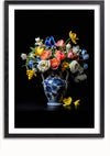 Een ingelijst **CollageDepot Delfts Blauw Bloemen Vaas Schilderij** van een blauw-witte porseleinen vaas met daarin een gemengd arrangement van kleurrijke bloemen, waaronder tulpen, rozen en narcissen, tegen een zwarte achtergrond. Enkele gele bloemblaadjes zijn verspreid aan de basis.,Zwart-Met,Lichtbruin-Met,showOne,Met