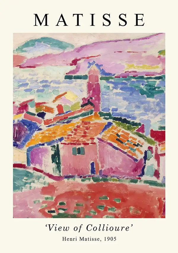 Een kleurrijk schilderij met de titel "Gezicht op Collioure 1905" van Henri Matisse. Het toont een kusttafereel met levendige, abstracte huizen, daken en een landschap in opvallende tinten rood, blauw, roze en groen. 